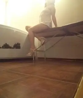 Анкета массажистки Юленька - Фото 1, метро Митино, 25 лет, №1519