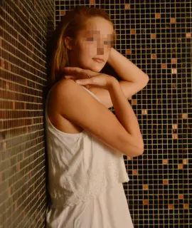 Анкета массажистки Эля - Фото 1, метро Калужская, 22 года, №1580