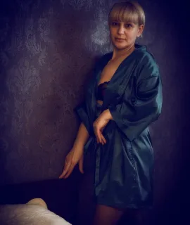 Анкета массажистки Жанна - Фото 1, метро Волоколамская, 37 лет, №1627