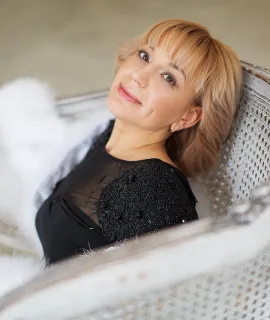 Анкета массажистки Жанна - Фото 1, метро Волоколамская, 37 лет, №1627