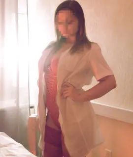 Анкета массажистки Настя - Фото 1, метро Аэропорт, 20 лет, №1683