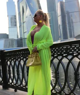 Анкета массажистки Милена - Фото 1, район Академический, 33 года, №1733