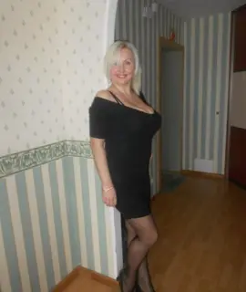 Анкета массажистки Надя - Фото 1, метро Алма-Атинская, 39 лет, №1957