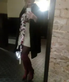 Анкета массажистки Алёна - Фото 1, район Академический, 29 лет, №1960