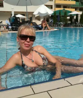 Анкета массажистки Юлия - Фото 1, метро Красносельская, 29 лет, №1979