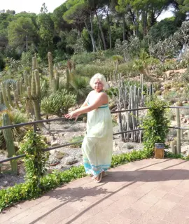 Анкета массажистки Виктория - Фото 1, метро Краснопресненская, 37 лет, №1989