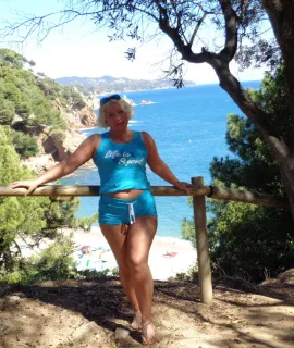 Анкета массажистки Виктория - Фото 1, метро Краснопресненская, 37 лет, №1989