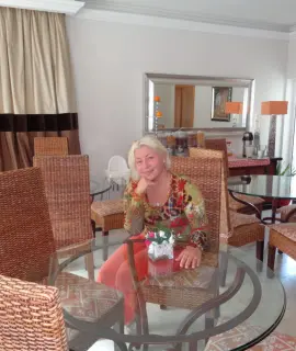 Анкета массажистки Виктория - Фото 1, метро Краснопресненская, 37 лет, №1989