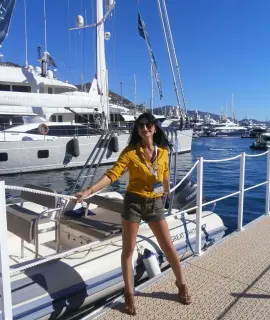 Анкета массажистки Кристина - Фото 1, район Академический, 30 лет, №2059