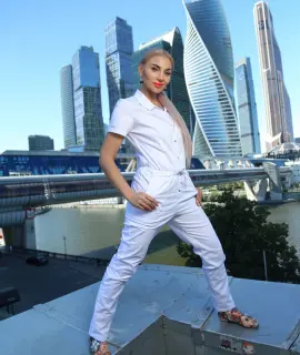Стелла Анкета массажистки Стелла - Фото 1, метро Новогиреево, 34 года, №4017